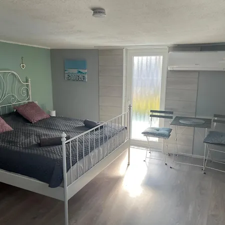 Guest house Szarkafeszek *